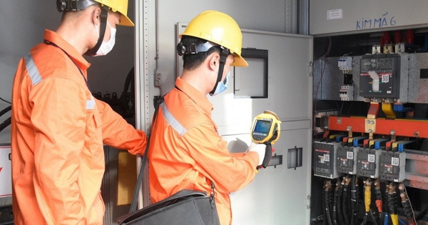 2 khung giờ cao điểm EVN cảnh báo người dân: Vì sao?