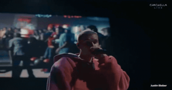 Sự thật đằng sau sân khấu karaoke 263 tỷ ở Coachella: Justin Bieber bán hết nhạc, bị 