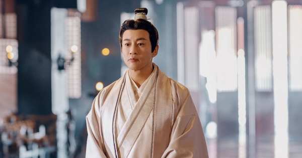 Mỹ nam tái định hình lại chuẩn mực cái đẹp cũng từng bị 7 cô gái từ chối khi tìm bạn trăm năm