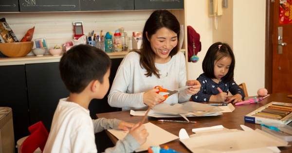 Đừng ép mình làm cha mẹ hoàn hảo, chỉ cần kiên trì 5 điều này con sẽ tự khắc ưu tú