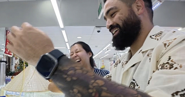 Khách Tây sang tận Việt Nam mua vàng 18k, khâm phục tài năng của thợ kim hoàn