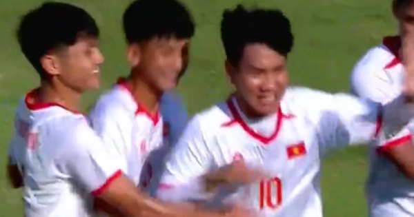 Thắng 10-0, tuyển Việt Nam đặt một chân vào bán kết, đẩy Indonesia vào thế khó ở giải Đông Nam Á