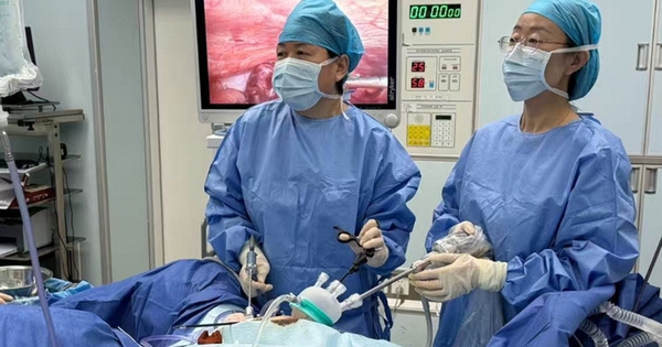 Bụng to như mang bầu, người phụ nữ phát hiện 50 khối u nặng 3kg trong cơ thể, bác sĩ cảnh báo: Đừng chủ quan với 1 triệu chứng