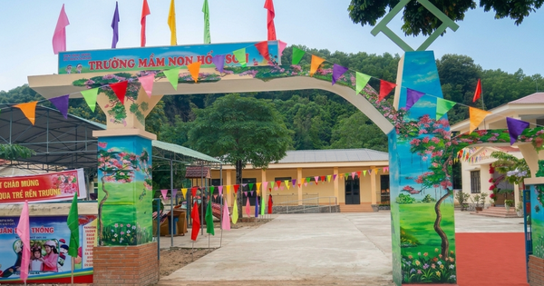 Hiệu trưởng chỉ đạo 