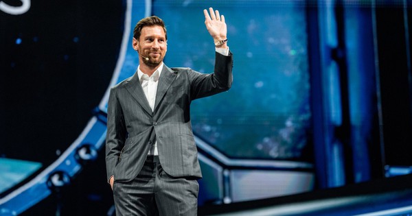 Messi thâu tóm đội bóng Tây Ban Nha, tham vọng ông bầu đối đầu trực tiếp với Ronaldo