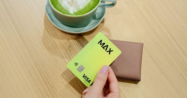 5.000 thẻ Max Card trong 10 ngày: Người trẻ đang “flex” lại cách dùng thẻ tín dụng