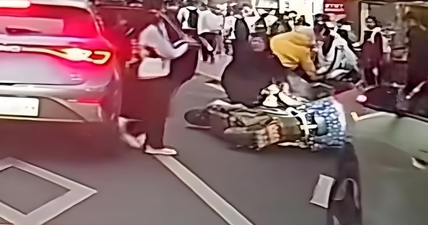 Xem xong video đưa con đi học này, tôi mới hiểu bao nhiêu cha mẹ đã thất bại trong 