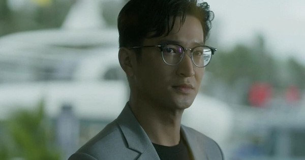 Đời thực của Phó giám đốc đang bị ghét trên phim giờ vàng VTV