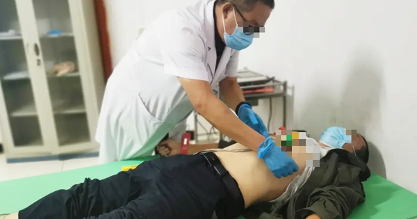 Ai mạnh khỏe hơn giữa người chăm uống nước lọc và người chăm uống trà? Cứ nhìn người đàn ông này là rõ!