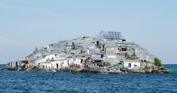 Cuộc sống nghẹt thở trong ngôi làng siêu nhỏ, gần 1.800 người chen nhau từng mét vuông