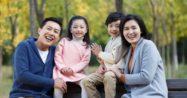 Con trai thông minh giống mẹ, chiều cao giống bố: Chuyên gia di truyền học bác bỏ, sự thật không phải vậy