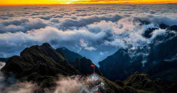 Khám phá gì ở “thị trấn đẹp nhất thế giới” dịp nghỉ lễ giỗ tổ và 30/4 - 1/5?