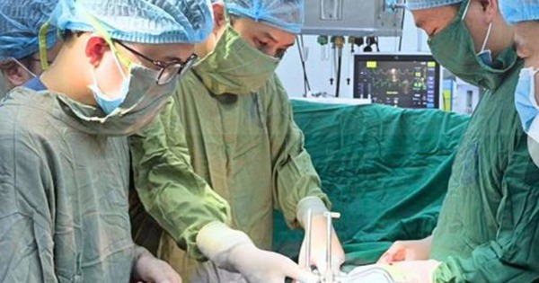 Thai 'lạc chỗ' nằm ở vị trí nguy hiểm, bác sĩ cân não từng giây với ca mổ khó