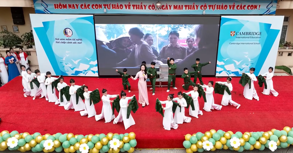 Tiết mục văn nghệ xứng đáng 