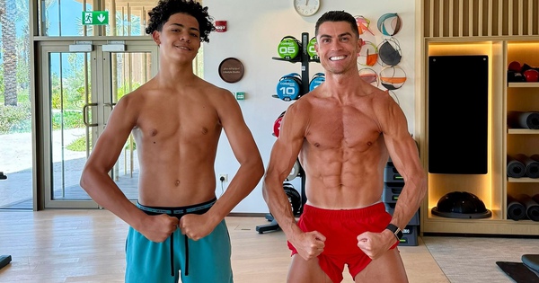 Ronaldo và con trai sắp đá chung một CLB, kỷ lục chưa từng có trong lịch sử bóng đá