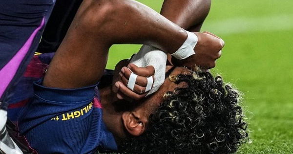 Lamine Yamal đổ gục, ôm mặt đau đớn trước thềm World Cup