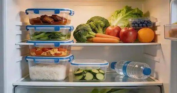 Ngày càng có nhiều người mắc ung thư đại trực tràng, bác sĩ nghẹn ngào cảnh báo: Thà nhịn đói còn hơn ăn 4 thứ 