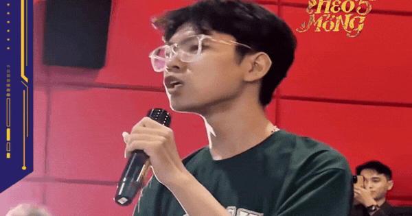 Chấn động chuyến này: 1 mỹ nam Vbiz bị khán giả mắng thẳng mặt giữa rạp phim “loser mà thích khoe mẽ”