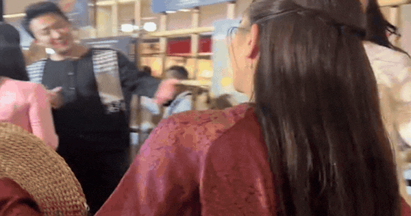 Ông trời ưu ái mỹ nhân Việt này quá rồi: Đến nốt ruồi cũng đẹp sang phú quý, visual cao cấp chấp mọi tạo hình