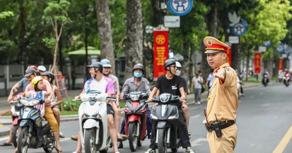 Nóng: Thông báo tới tất cả người tham gia giao thông ở Hà Nội từ 18h30 ngày 28/4