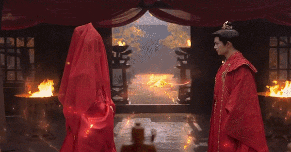 Cần có lệnh cấm ngôi sao này đóng cổ trang: 8 phim liên tiếp flop thảm, mặt cứ xị ra như cả thế giới mắc nợ