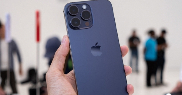 Chiếc iPhone đã giảm hơn 20 triệu, đáng mua nhất lúc này