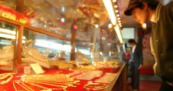 Người mua vàng lỗ nặng