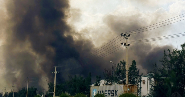 Gia Lai: Cháy lớn tại Khu kinh tế Nhơn Hội