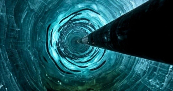 Trung Quốc đã khoan xuyên qua 3.413 mét băng Nam Cực, mở ra lối vào một thế giới vĩnh cửu