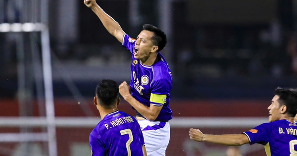 Văn Quyết bị cấm thi đấu 1 trận tại V.League