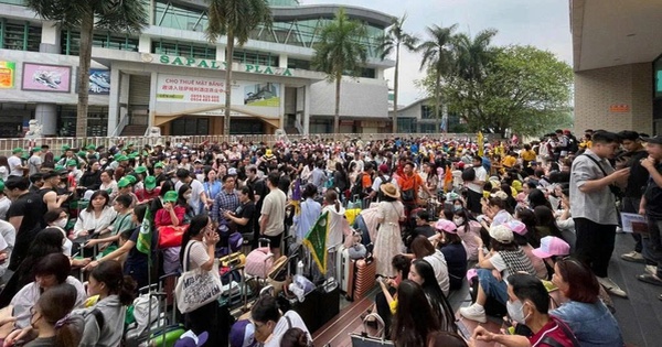 Cả Việt Nam rủ nhau đi Trung Quốc: Cửa khẩu đón nửa triệu khách, áp đảo 40% thị phần tour quốc tế