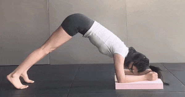 1 phút mỗi ngày tập động tác này để giúp kéo gọn phần bụng dưới 