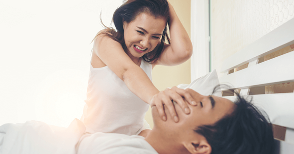 Những người phải ngủ chung với người ngủ ngáy sẽ trải qua những thay đổi gì về sức khỏe?