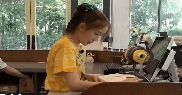 Sự hết thời của nữ ca sĩ hát bản hit quốc dân: Thất nghiệp, trước đó phục vụ trong quán cà phê với mức lương tối thiểu