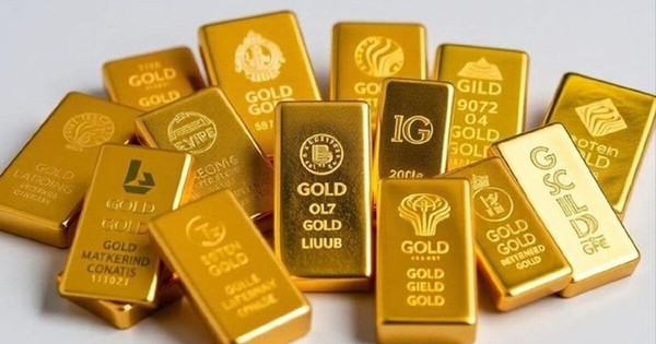 Giá vàng hôm nay 27/4: Thế giới giảm, trong nước đi ngang