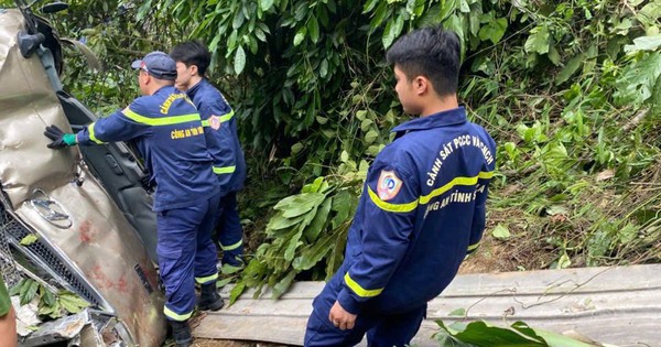 Thông tin mới vụ xe khách lao xuống vực sâu 100 m, nhiều người thương vong