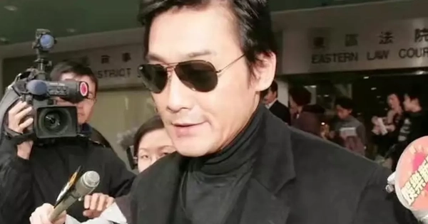 Kỷ lục vô tiền khoáng hậu của người đàn ông gợi tình nhất Hong Kong