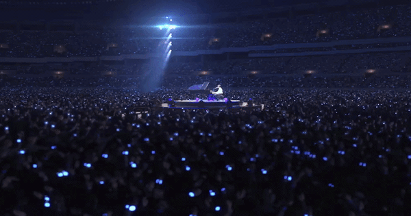 Mỹ nam bị 100 đoàn phim từ chối vì quá đẹp, giờ là con cưng quốc tế có độ hot tăng như tên lửa