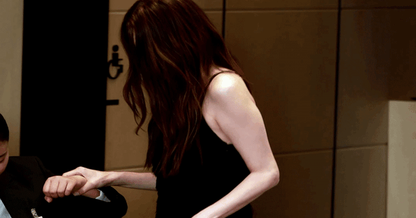 Nữ diễn viên hạng A bị đại gia 34 nghìn tỷ ruồng bỏ chia cho có 27 tỷ rồi cấm gặp con, nay tàn tạ hốc hác không thể tin nổi