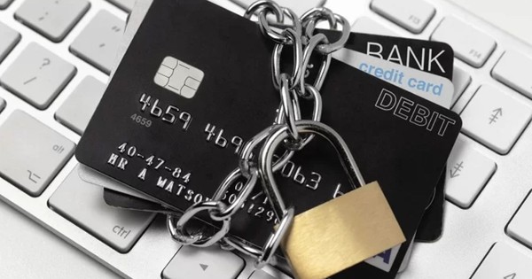 Từ năm 2026, phong tỏa tài khoản ngân hàng nếu có hành vi sau