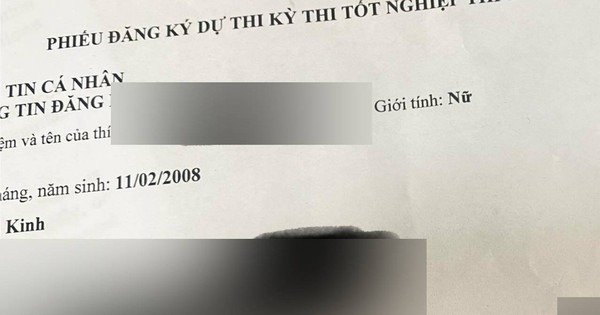 Khoe ảnh đăng ký thi tốt nghiệp, nữ sinh THPT bị cả MXH chê trách: Đừng cợt nhã với tương lai của chính mình!