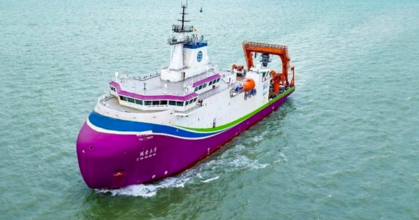 Phát hiện tàu Trung Quốc dài hơn 100 mét, liên tục di chuyển suốt 75 ngày, thực hiện nhiệm vụ đặc biệt giữa biển