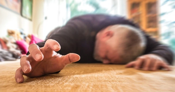 Người đàn ông 62 tuổi đột ngột tử vong dù chăm tập thể dục, bác sĩ chỉ ra sai lầm 