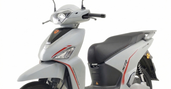 Ra mắt xe máy điện đi gần 300 km một lần sạc, giá 39 triệu đồng