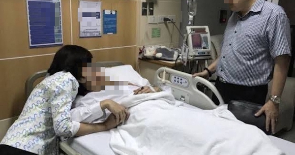 Bố mẹ và con gái cùng mắc ung thư gan, người mẹ quỳ khóc: Vì tiết kiệm, tôi vô tình 