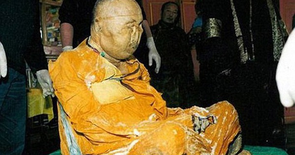 Bí ẩn xác ướp trăm năm của nhà sư: Nguyên vẹn đến khó tin khi được tìm thấy, nhiều nghi vấn không thể lý giải