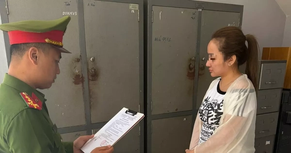 Dựng kịch bị bắt để hù dọa 