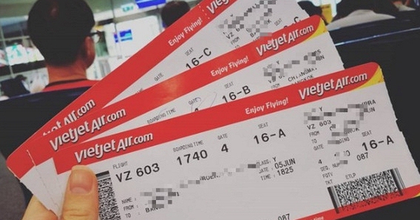 Vì sao mua vé máy bay 0 đồng vẫn phải trả thêm tiền?