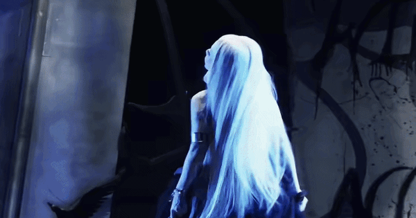 Nhan sắc thật của nữ ca sĩ Việt ăn bánh tráng trộn thay cơm để có tiền làm nhạc