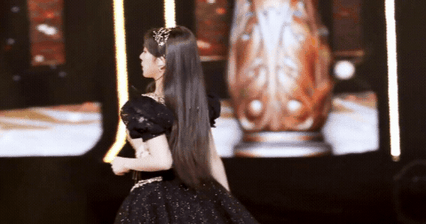 Mỹ nhân đẹp nhất showbiz hết thời: Ra nhạc không ai xem, ngoài nhan sắc chẳng còn gì để nhắc